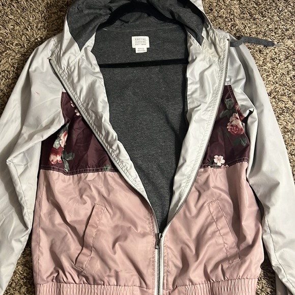 Jacket - Picture 2 of 3